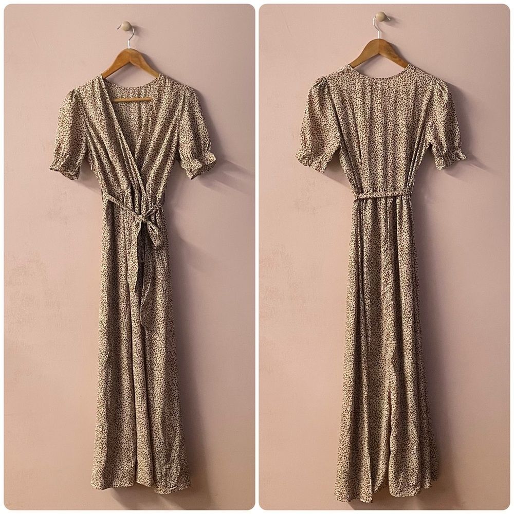 SHEIN Tan/Brown Leopard Print Surplice V-Neck Belted Maxi Dress Size S EUC